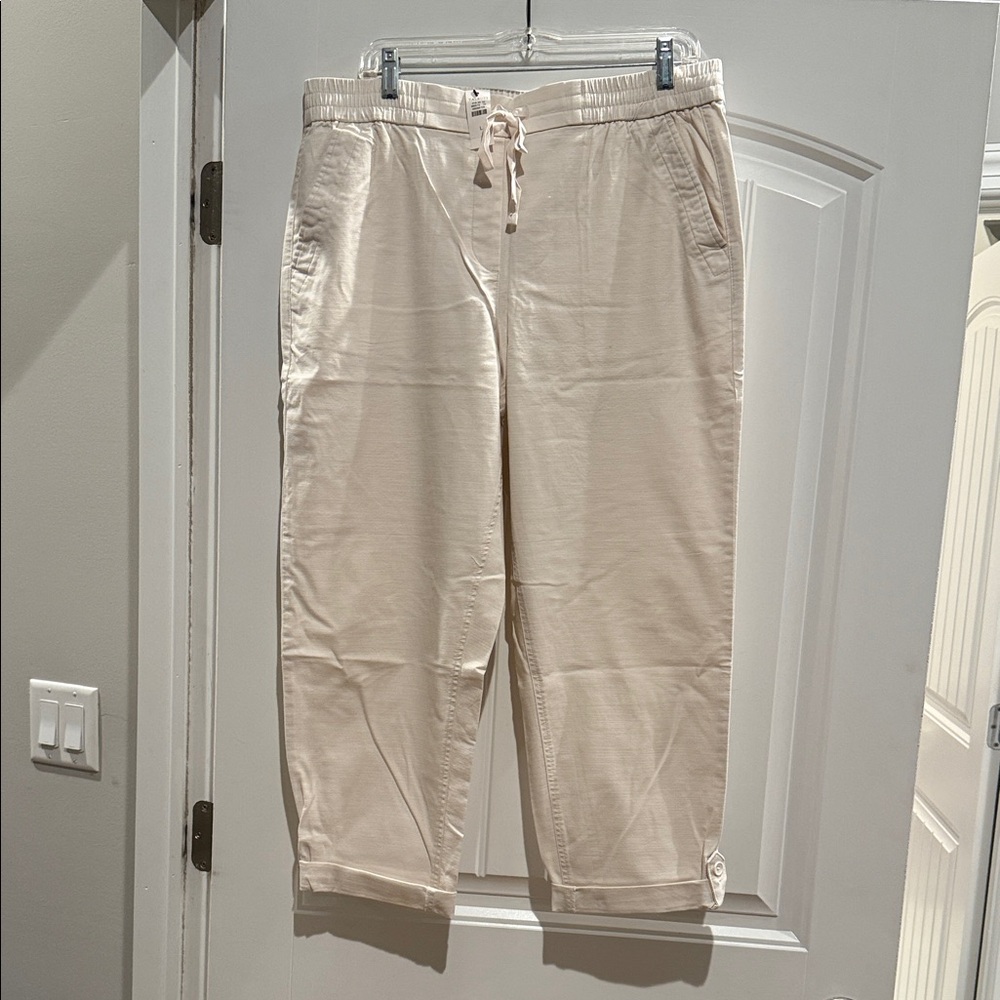 Talbots pull on Cropped  Pants